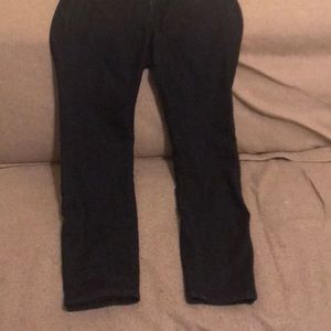 Woman’s Ann Taylor Loft modern skinny jeans